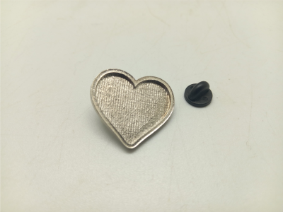 heart-shaped-pin